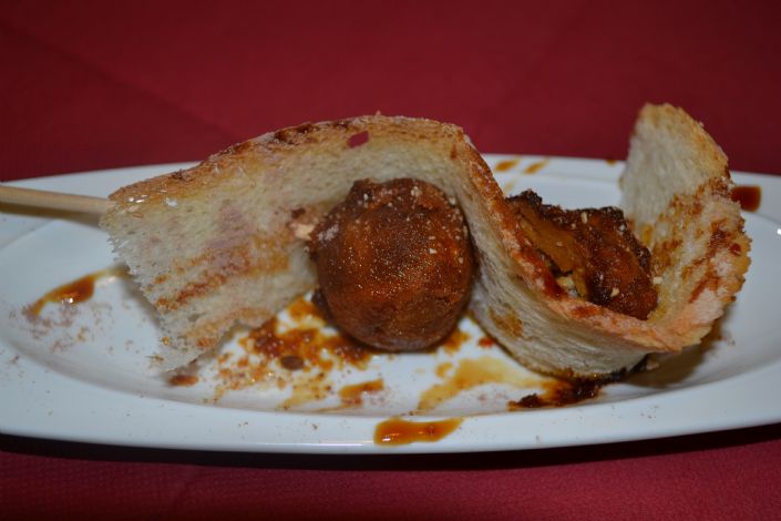 Koxka a tu bola